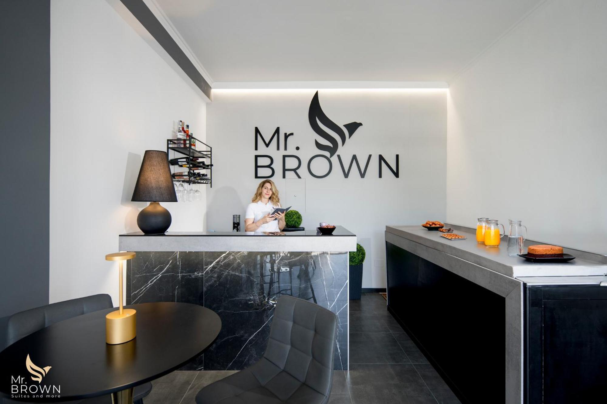 Mr Brown Home And Suites โรม ภายนอก รูปภาพ