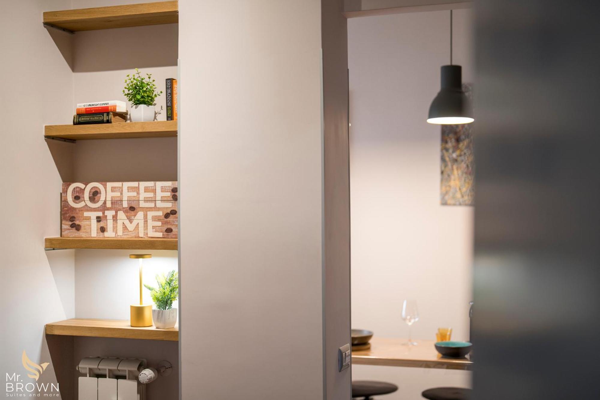 Mr Brown Home And Suites โรม ภายนอก รูปภาพ