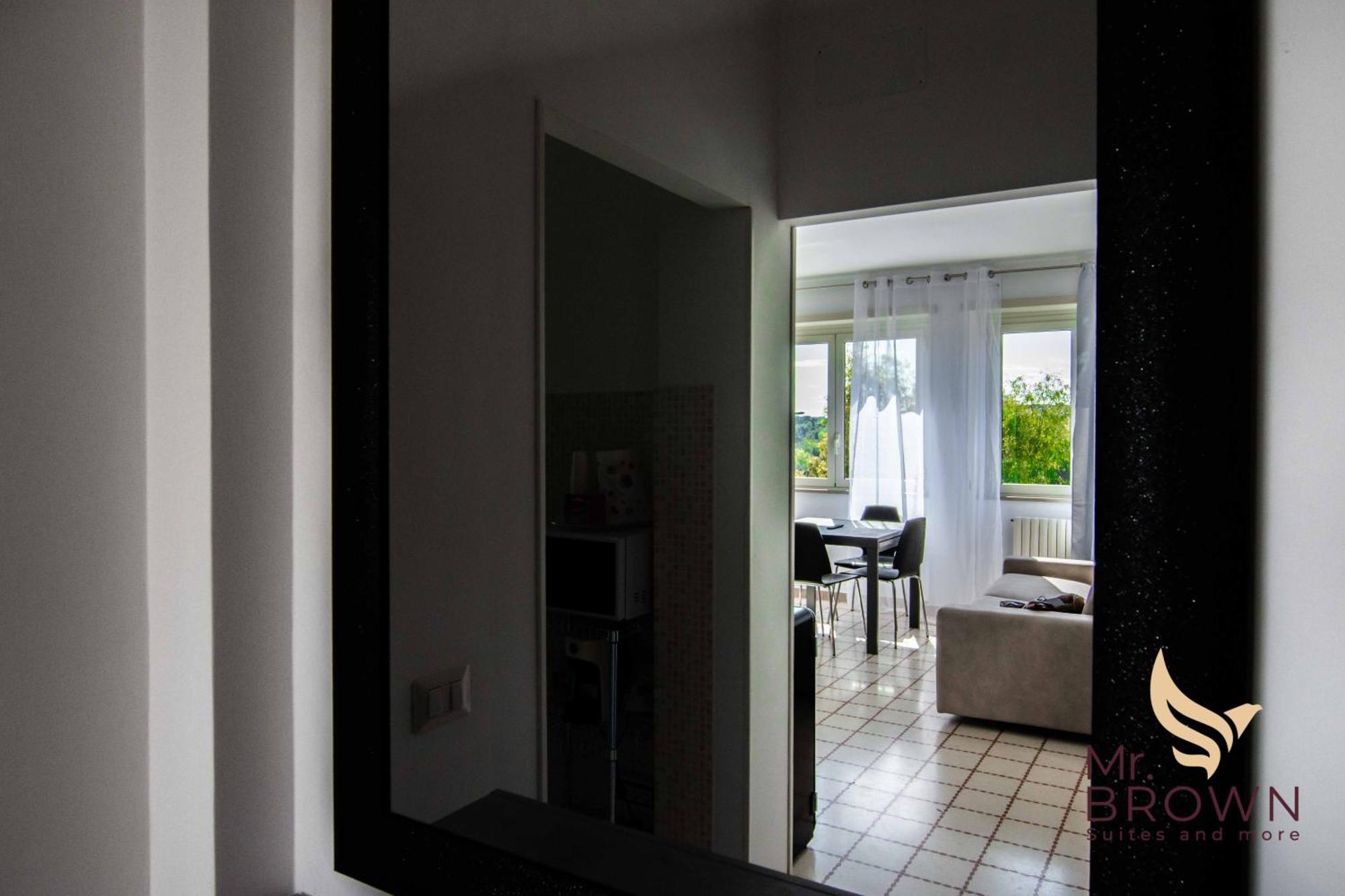 Mr Brown Home And Suites โรม ภายนอก รูปภาพ