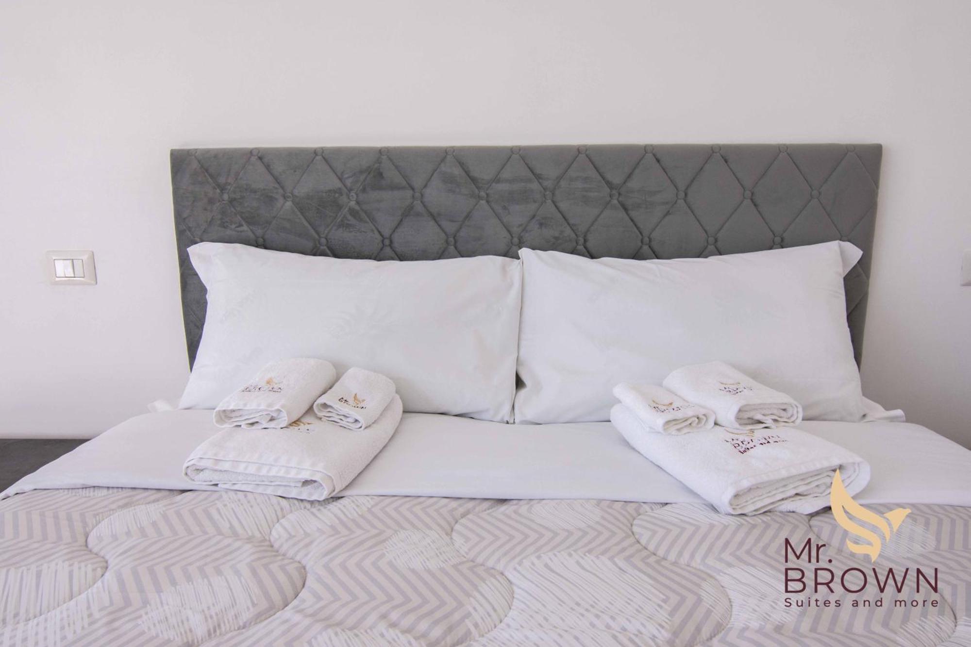 Mr Brown Home And Suites โรม ภายนอก รูปภาพ
